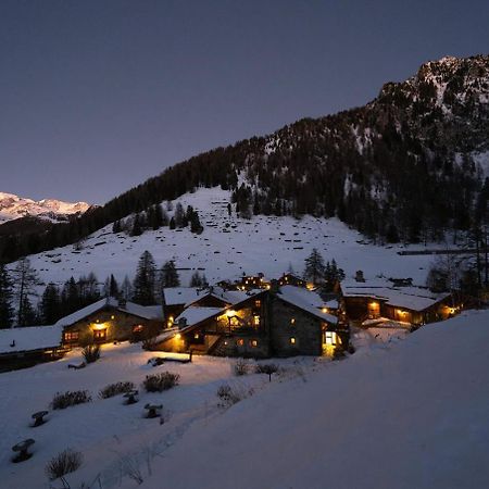 Hotellerie De Mascognaz Champoluc Buitenkant foto
