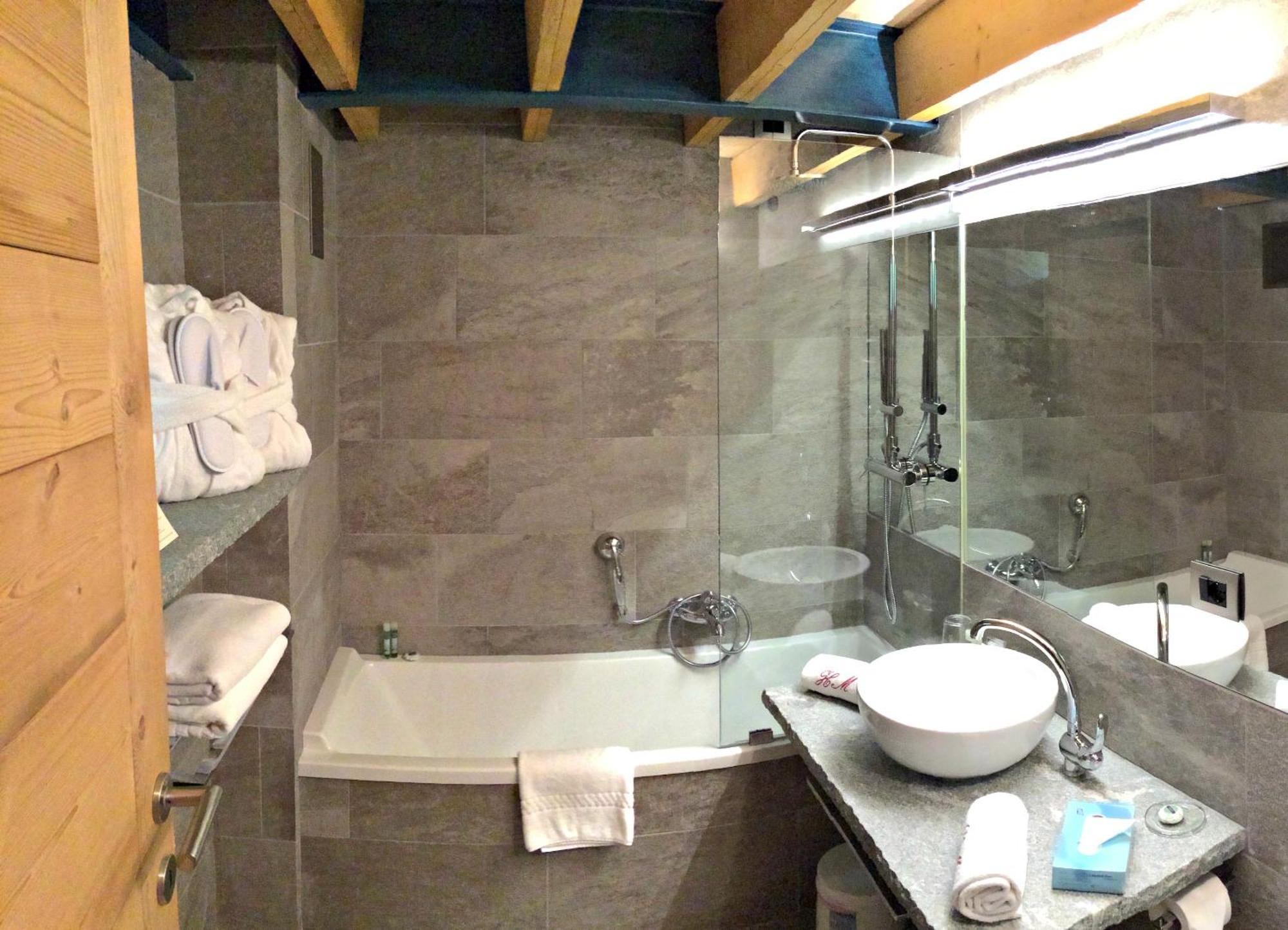 Hotellerie De Mascognaz Champoluc Buitenkant foto
