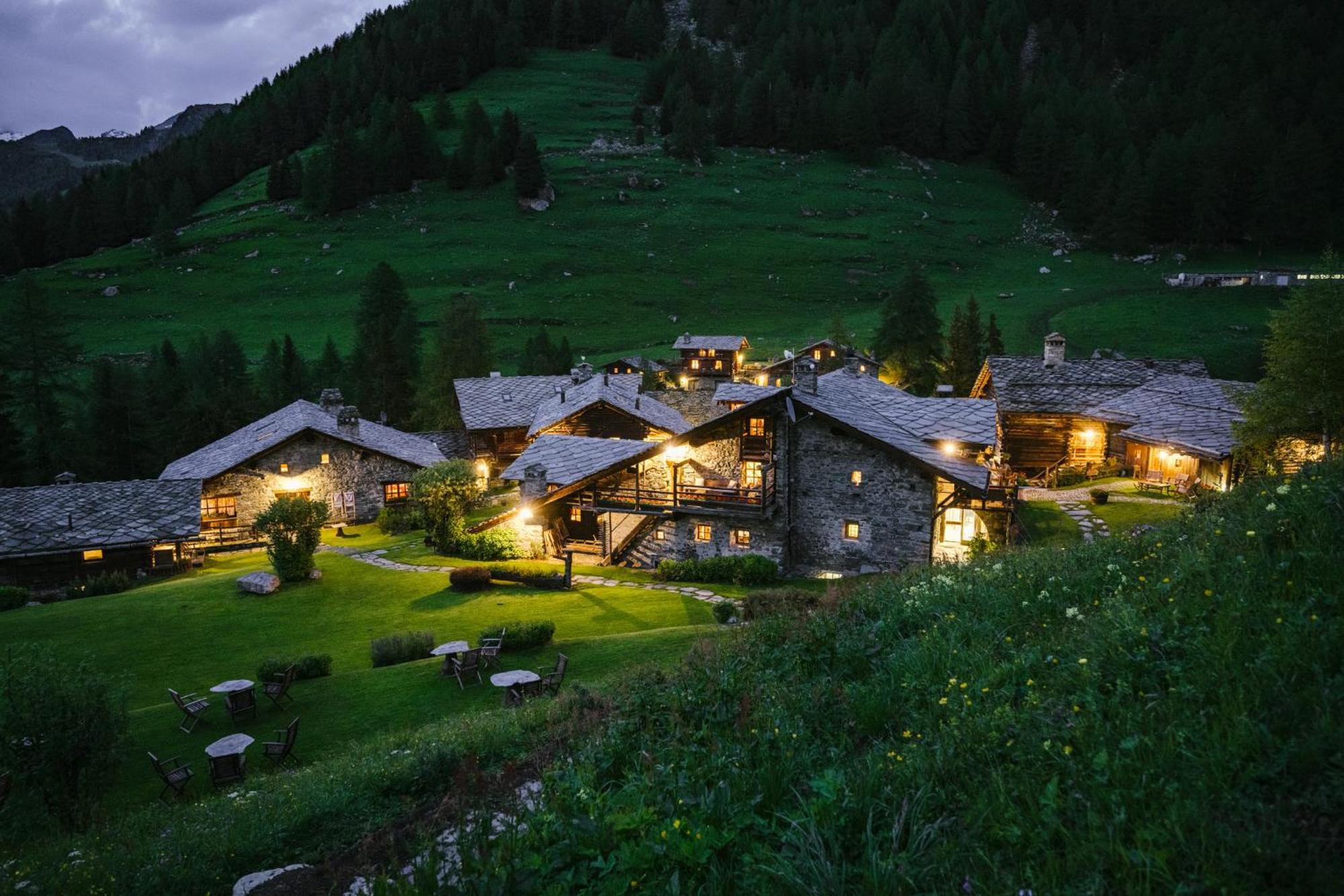 Hotellerie De Mascognaz Champoluc Buitenkant foto