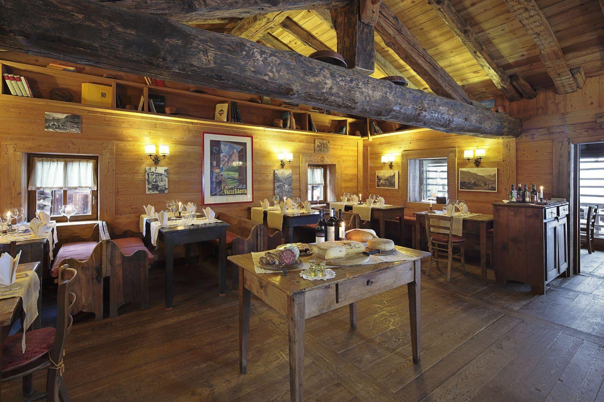Hotellerie De Mascognaz Champoluc Buitenkant foto