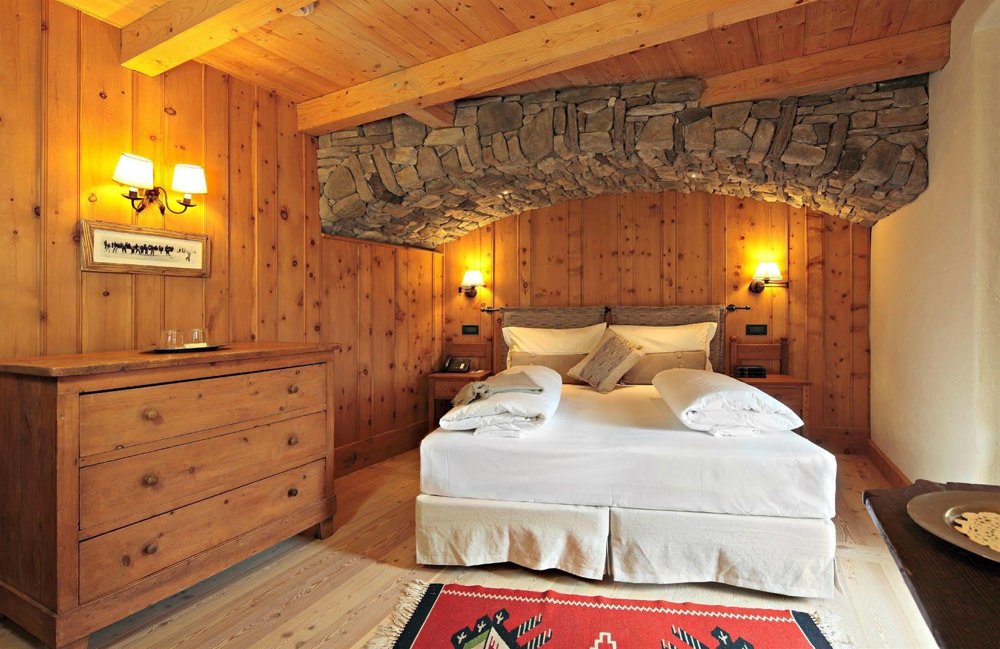 Hotellerie De Mascognaz Champoluc Buitenkant foto
