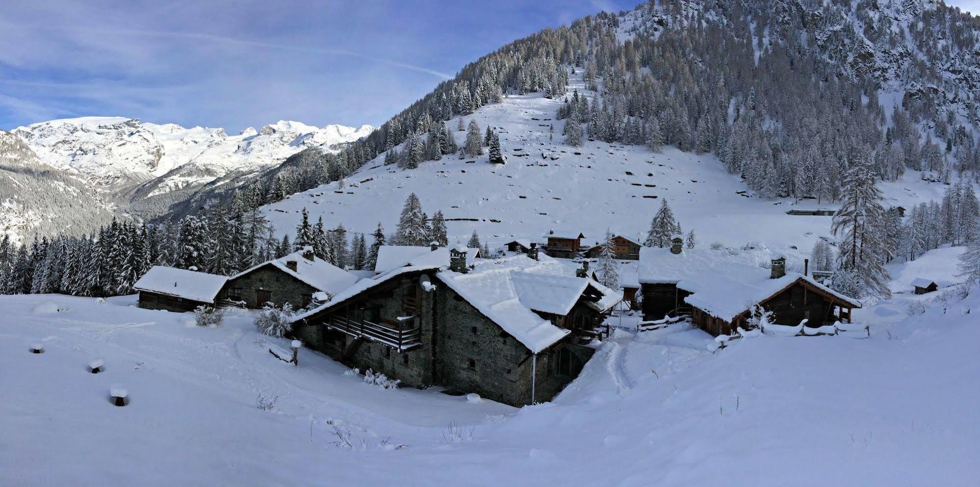 Hotellerie De Mascognaz Champoluc Buitenkant foto